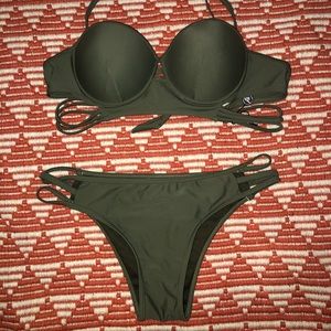 Green bathing suit set
